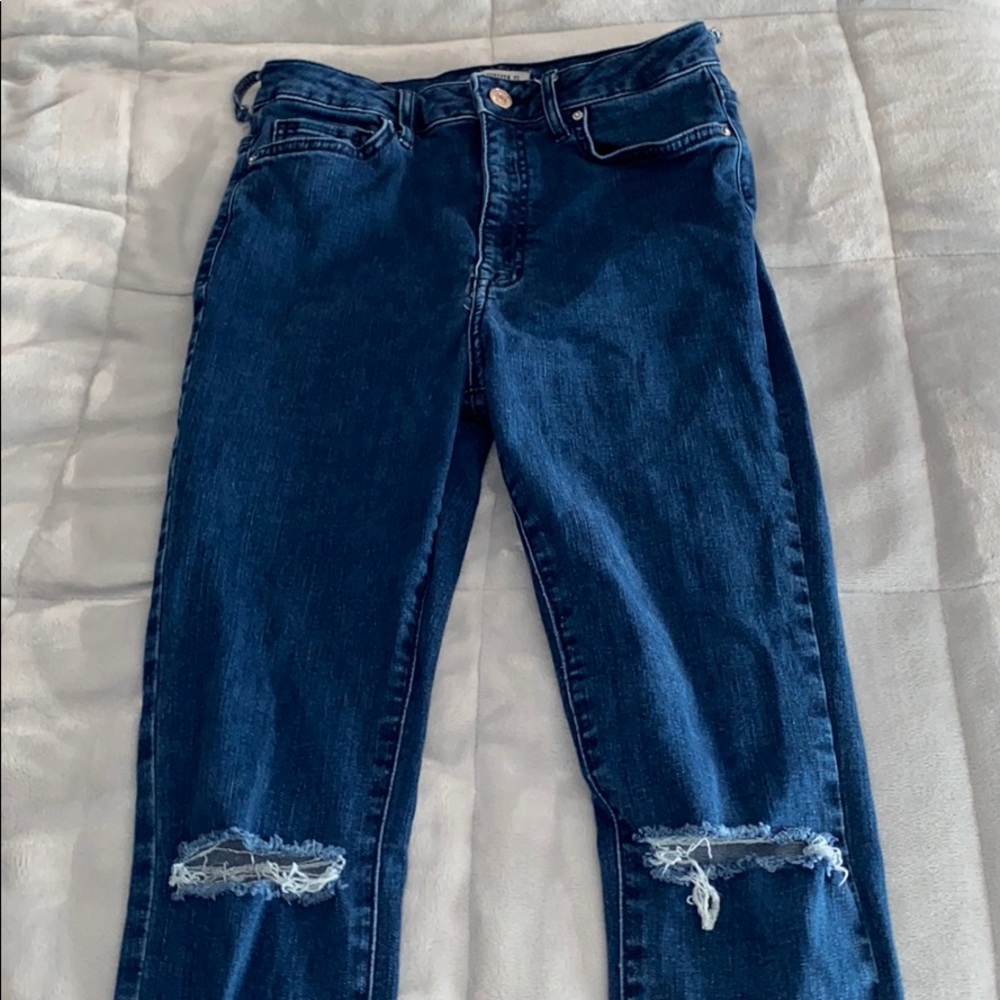 Forever 21 Ripped Jegging Size 26